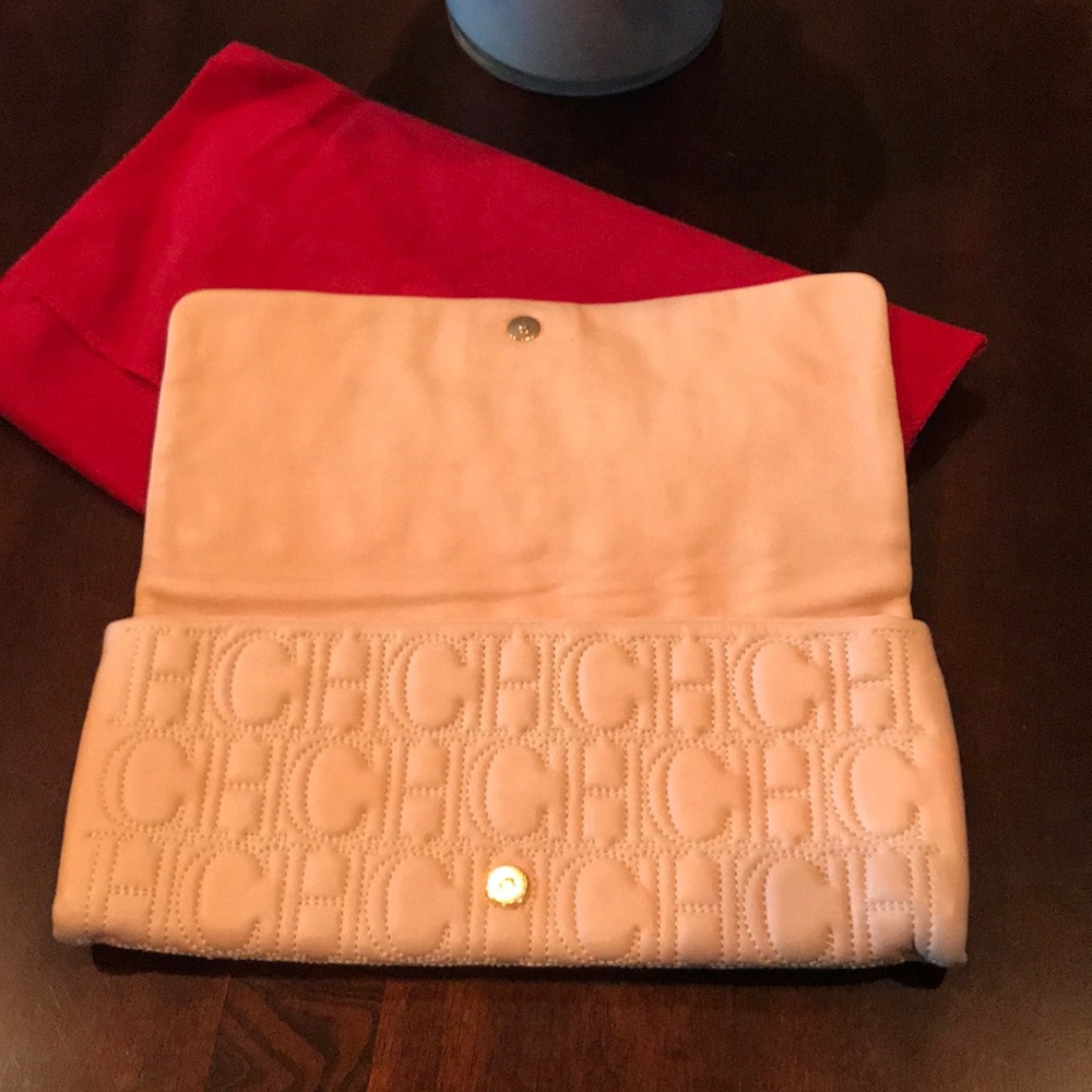 CH Clutch - Picture 7 of 8